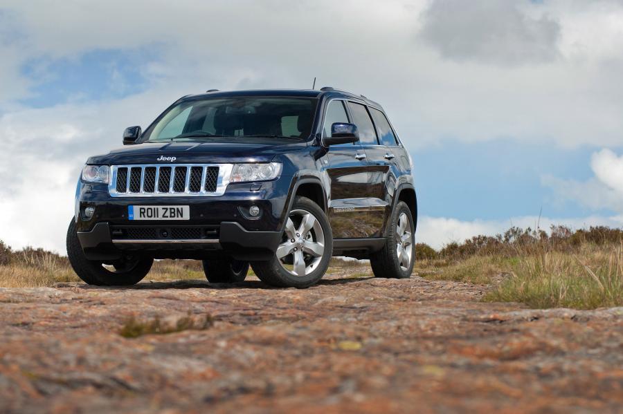  Jeep Grand Cherokee 2011 года  (UK) (фото 15 из 32)
